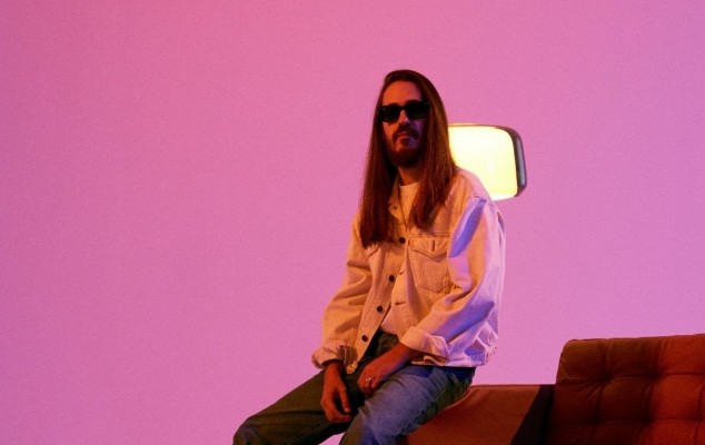 Carlos Sadness le dedica una canción al festival Arenal Sound