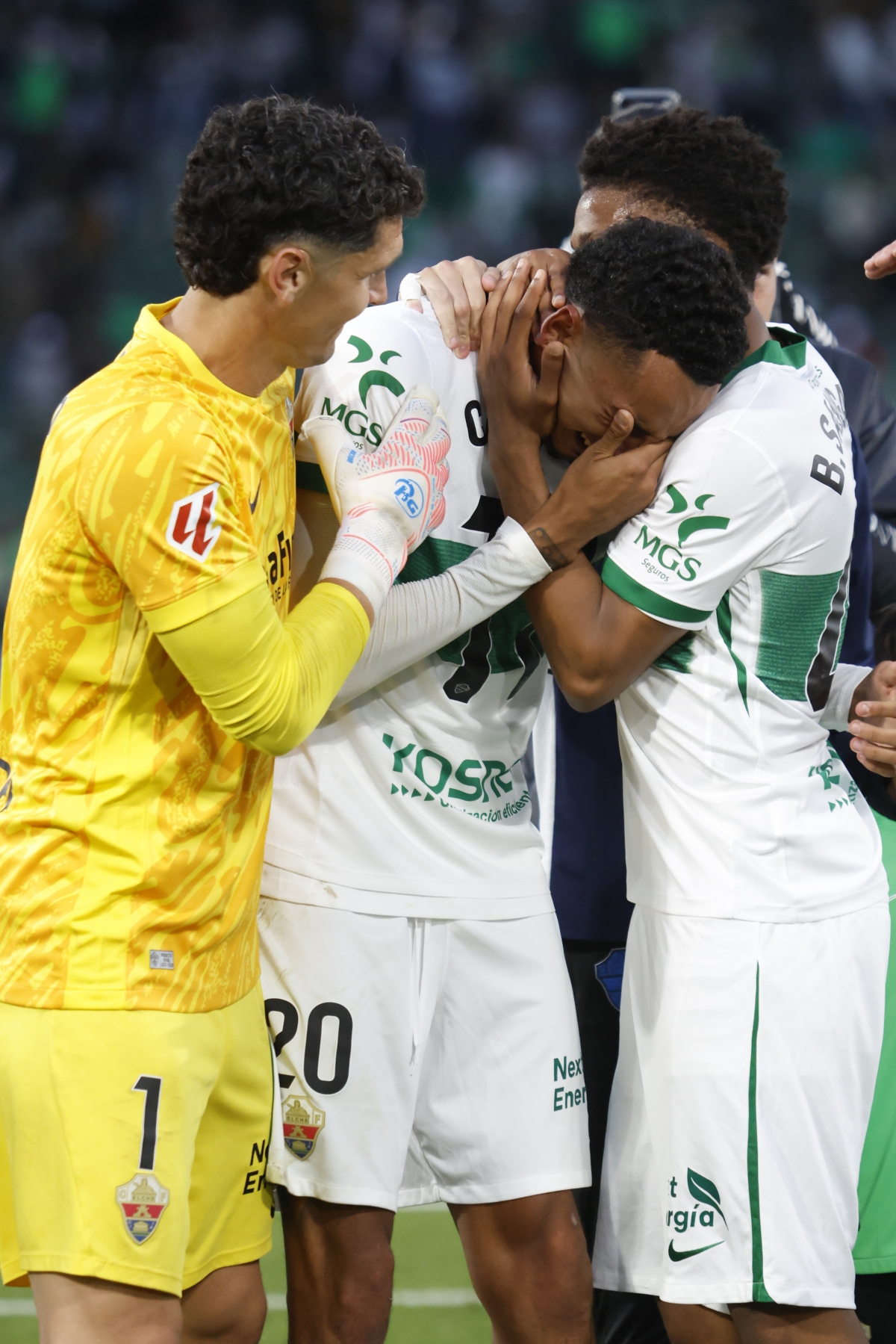 Álvaro Rodríguez rompe a llorar