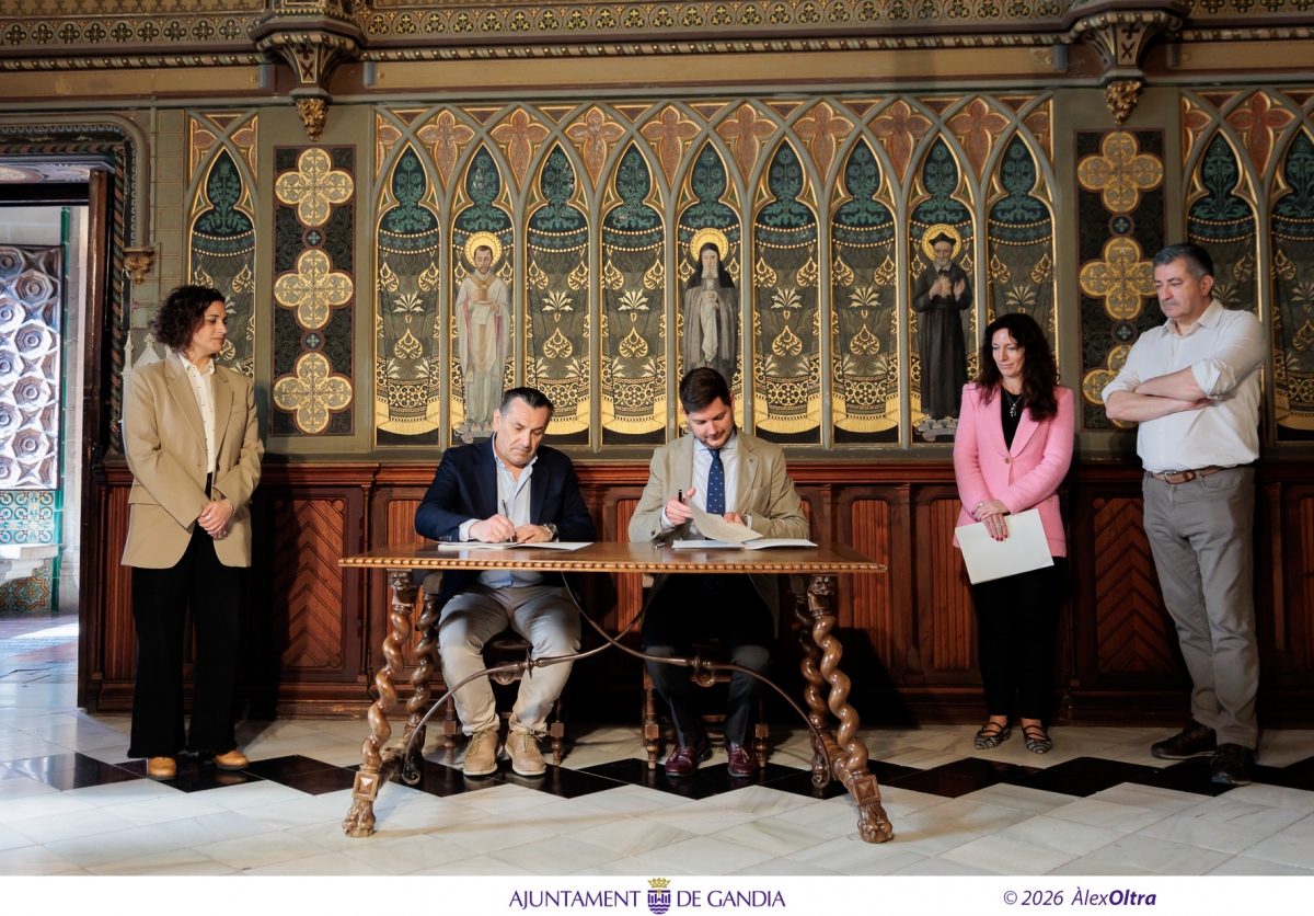 Gandia formalitza el contracte per la rehabilitació del Palau Ducal amb una inversió superior als 1,3 milions