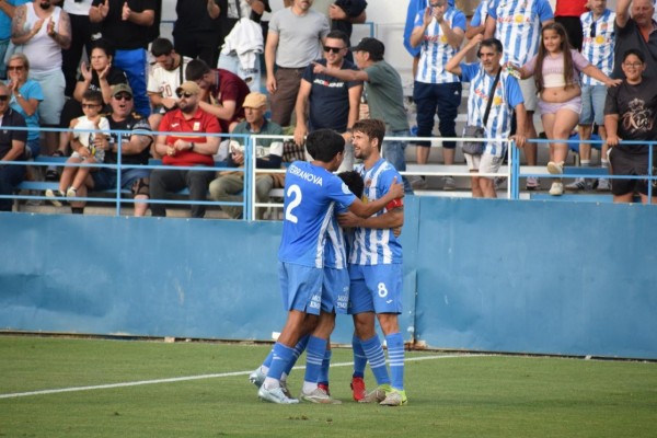 El Águilas se jugará el ascenso a Primera RFEF contra el Poblense con la vuelta en Mallorca