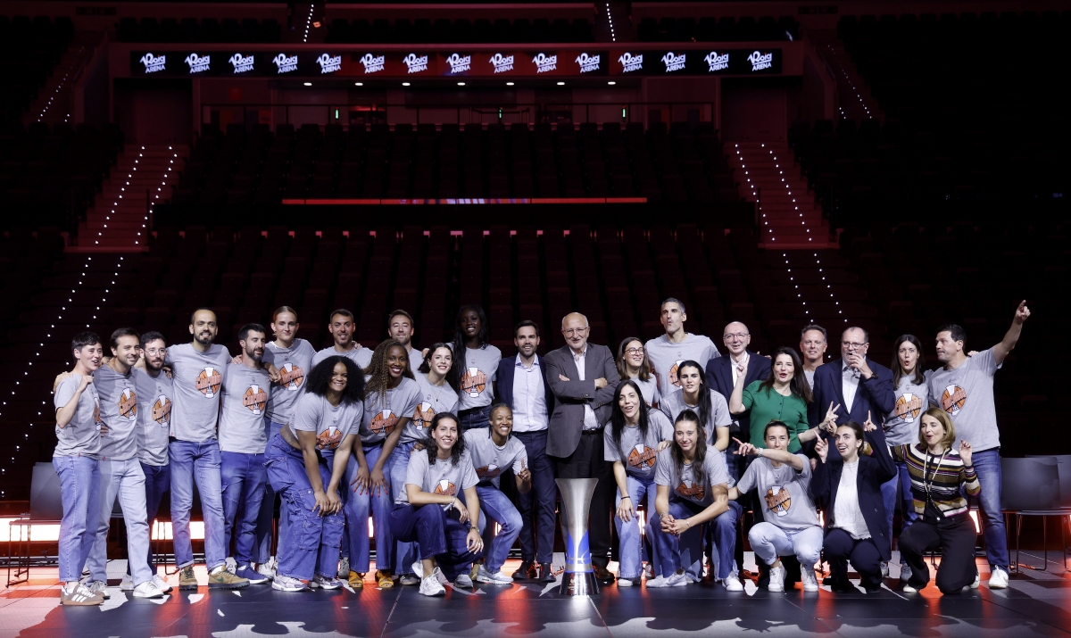 El Roig Arena celebra la cuarta Liga Femenina Endesa de Valencia Basket