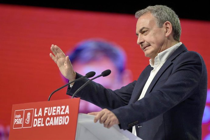 El juez sitúa a Zapatero al frente de una presunta trama de tráfico de influencias para obtener beneficios económicos