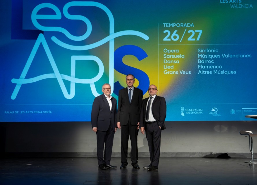 ¿Por qué sigue anclada la renovación de Jesús Iglesias Noriega en Les Arts?