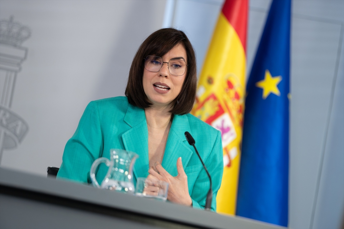 Morant defiende su papel de ministra-candidata: 