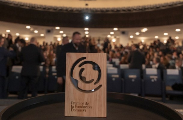 La Fundación DomusVi abre la XI convocatoria de sus premios para impulsar la innovación y la mejora de los cuidados