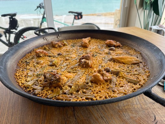 Mare mar: muy buena paella en primera línea de playa (al fin) es posible