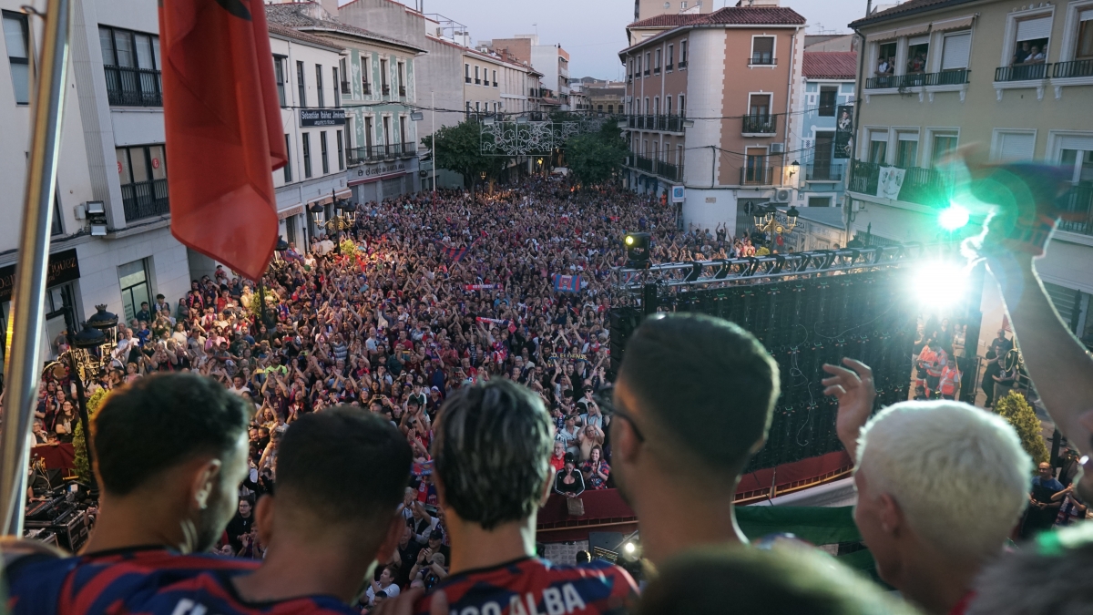 Así ha celebrado Elda el ascenso a LaLiga Hypermotion del CD Eldense