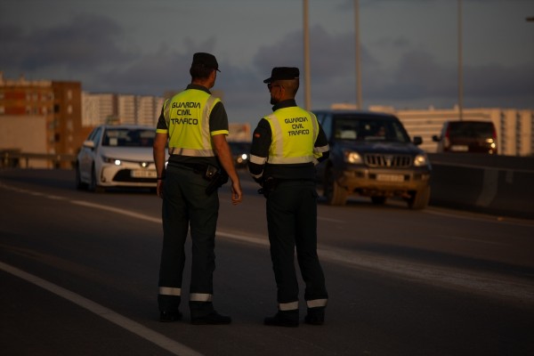 Retenciones en la A-7, en Paterna, tras un accidente sentido Alicante