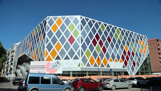 El polideportivo de Nou Moles entrará en funcionamiento antes de acabar el año