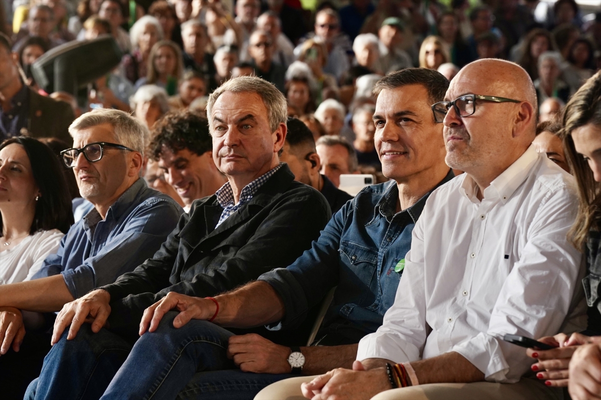 El Gobierno admite que el auto contra Zapatero es serio y con indicios, pero destaca que no hay pruebas incriminatorias