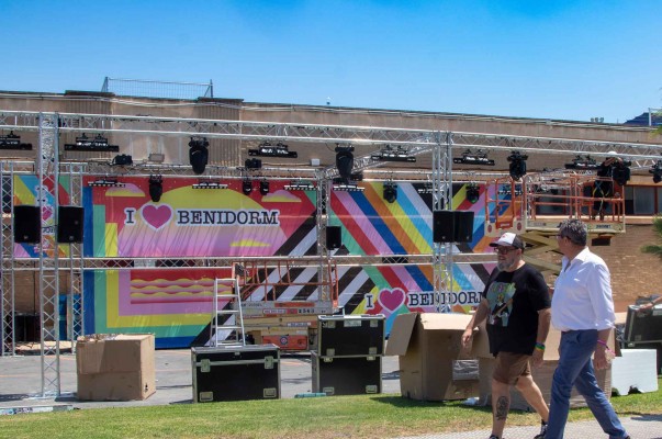 Benidorm calcula una afluencia diaria de 23.000 personas en el Low Festival