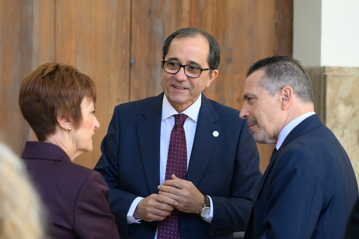 Investidura de Juan Luis Gandía UV, en imágenes