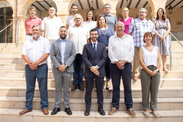 Altea y Dénia analizan con el ministro Bustinduy los apartamentos turísticos ilegales