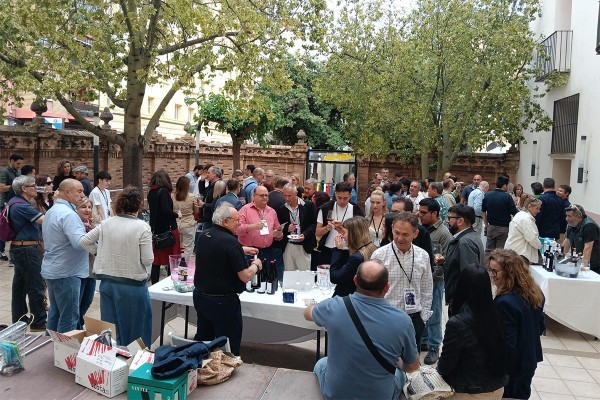 La IV Mostra de la IGP Castelló impulsa el vino de Castellón ante el sector profesional
