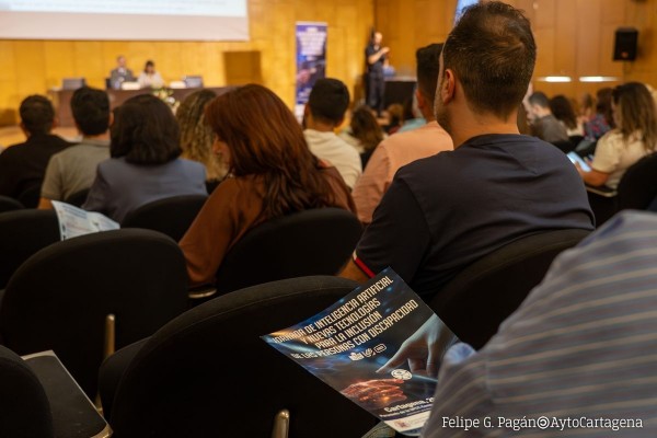 Cartagena aborda el papel de la inteligencia artificial en la inclusión de las personas con discapacidad