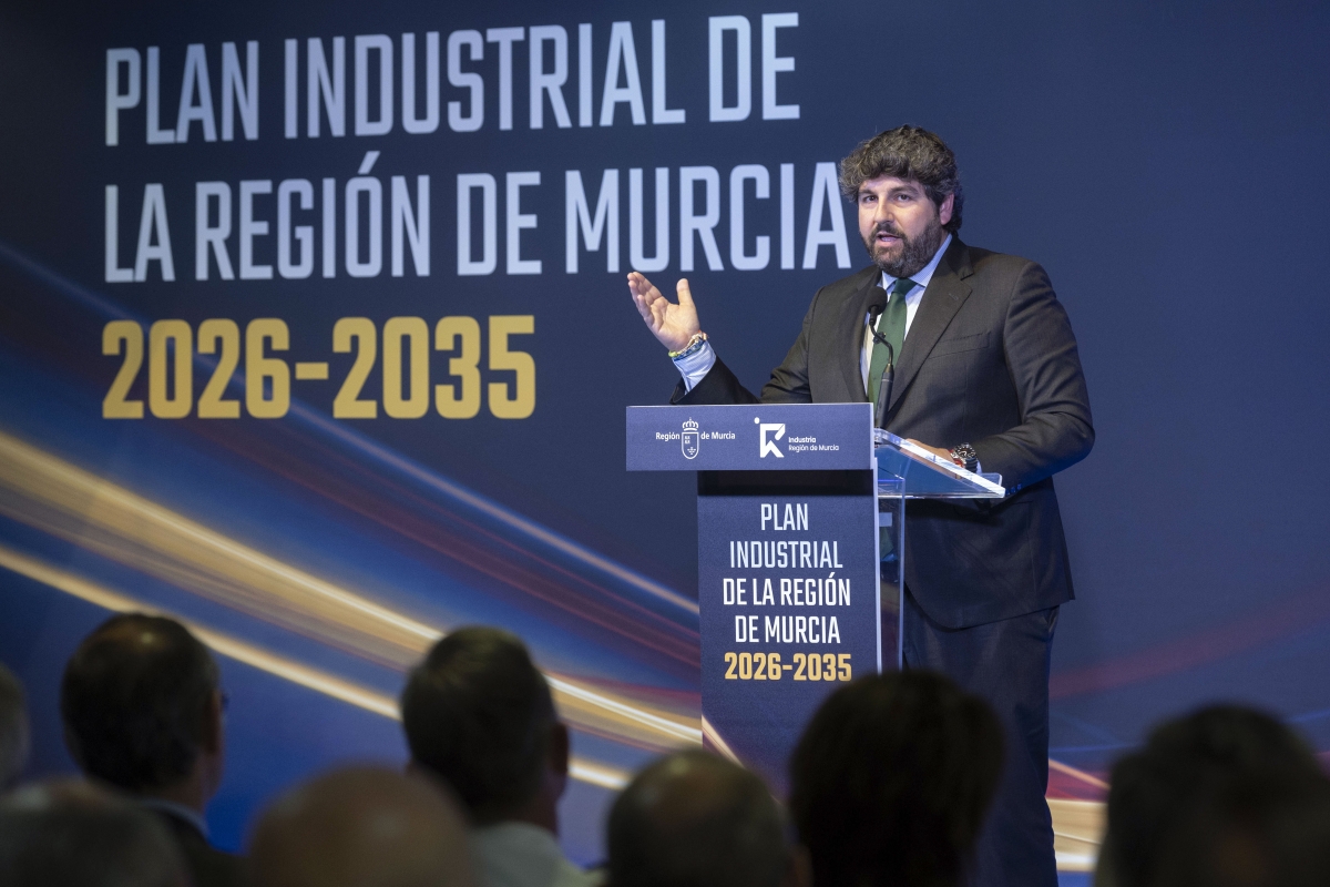 López Miras sale en defensa de Noelia Arroyo: 