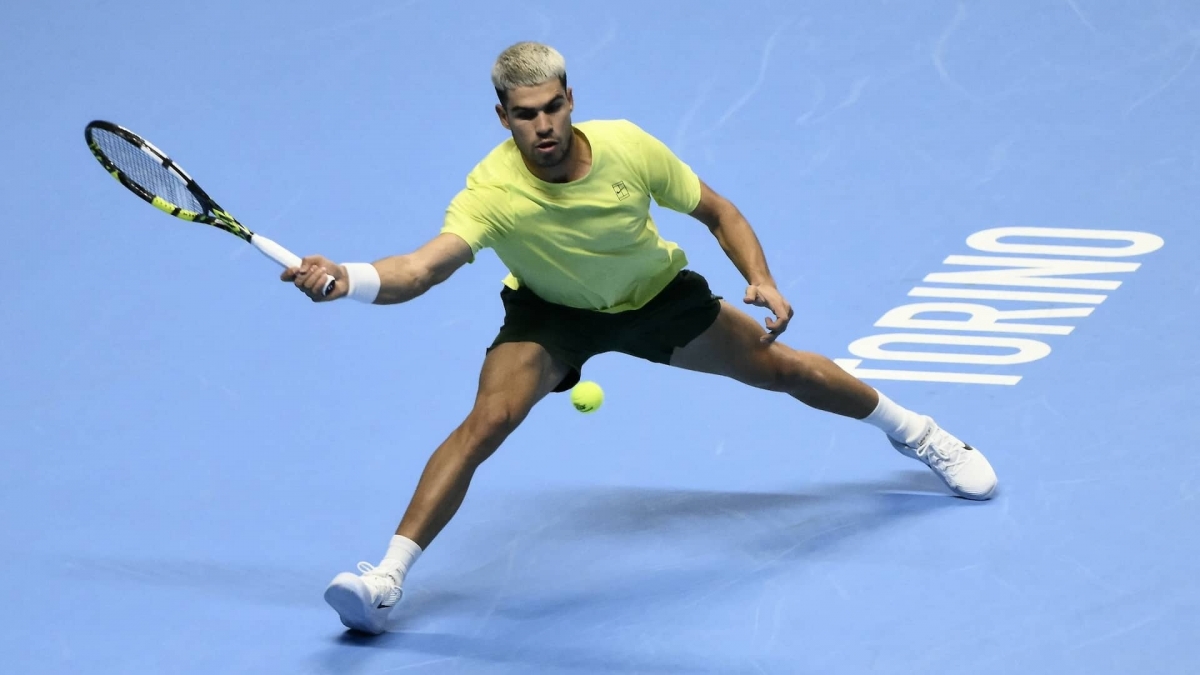 Las ATP Finals no peligran por ahora para Alcaraz, quien aventaja en 2.240 puntos a Djokovic, noveno
