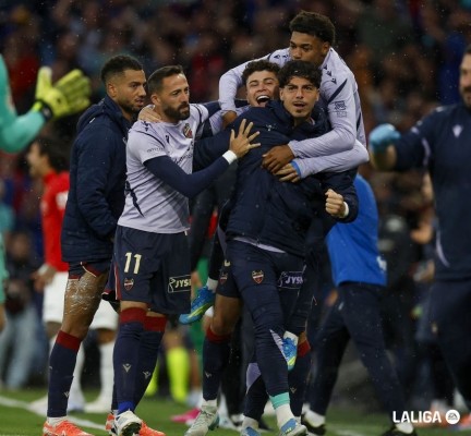 Morales se despedirá del Levante ante el Betis, una de sus víctimas favoritas