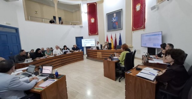 Alcantarilla rebaja la tasa de basuras entre el 10% y el 15% para más de 420 familias numerosas
