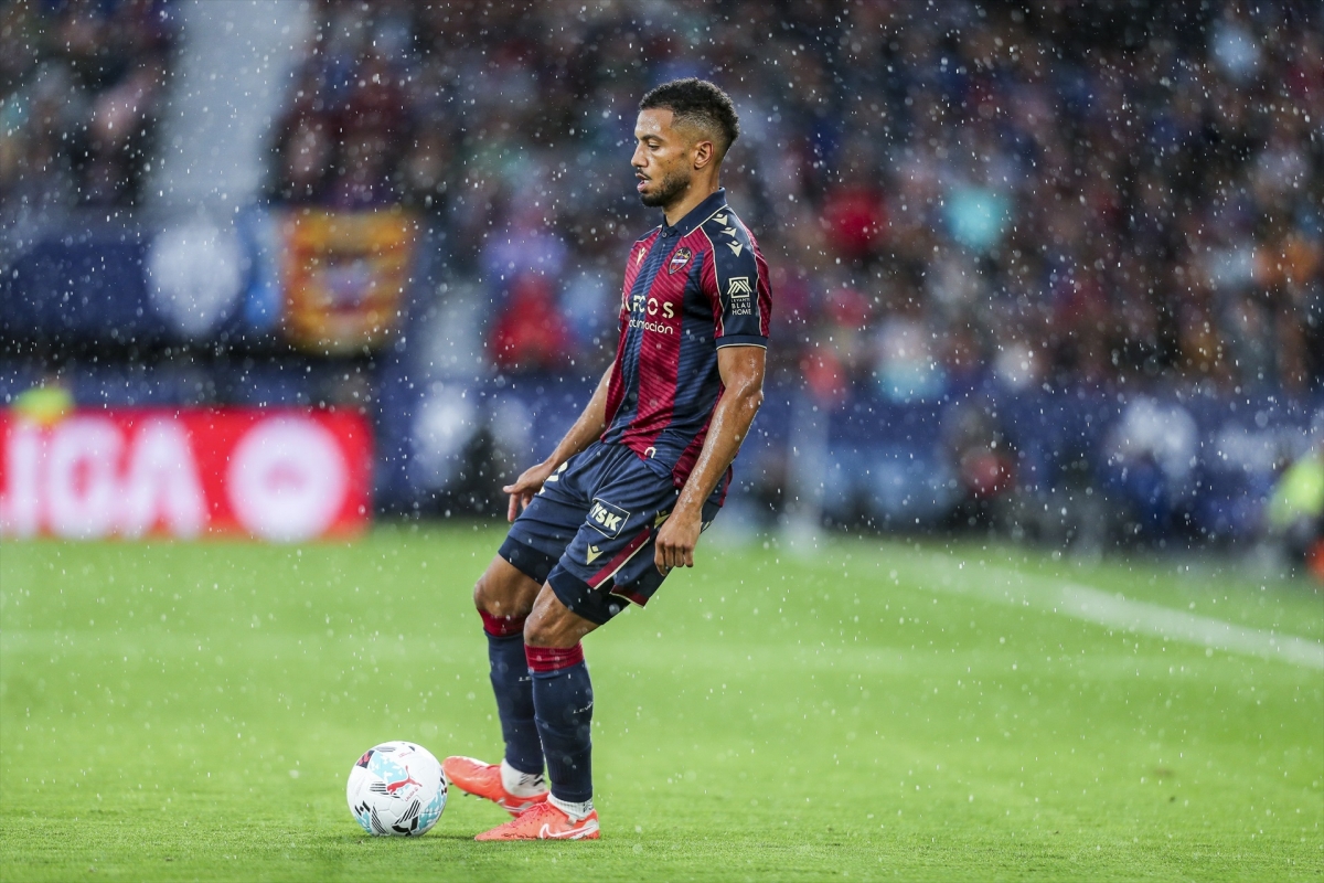 Toljan se entrena con el equipo y podría llegar a tiempo a jugar contra el Betis