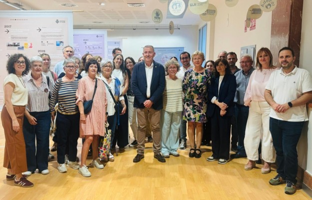 Castelló inaugura la exposición “30 años de cooperación al desarrollo desde Castelló”