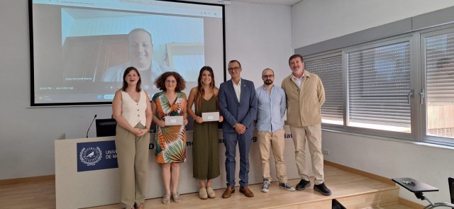 Fundación Hefame premia las mejores presentaciones de la 'XIV Reunión de jóvenes farmacólogos de Andalucía'