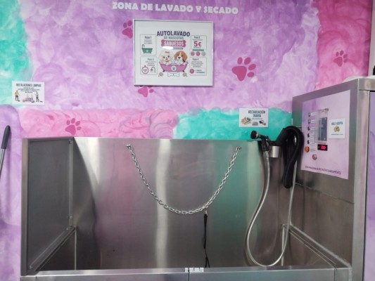 El nuevo paisaje comercial de Murcia: del cierre de la tienda de barrio a los salones japoneses y autolavados de mascotas