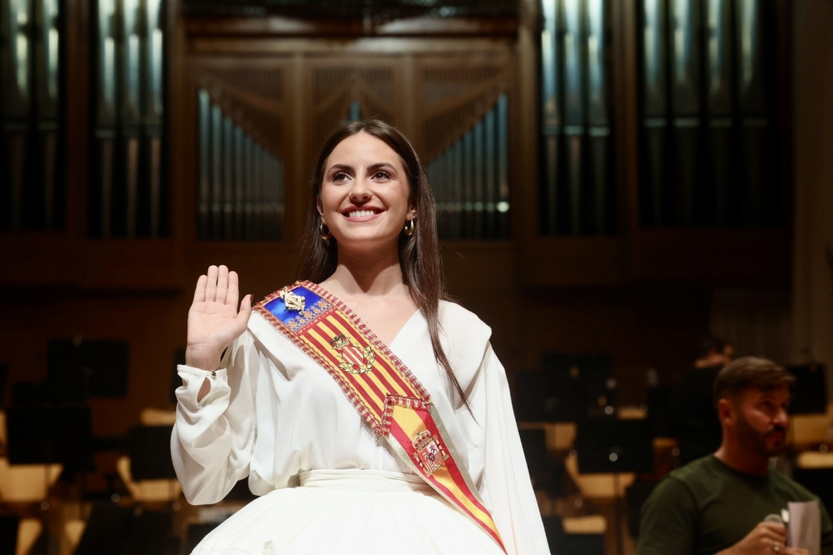 El Consell ficha a la fallera mayor de València de 2024, María Estela Arlandis, como asesora en Presidencia