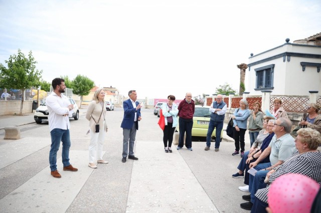 Burriana lleva a los residentes del Puerto su ronda de encuentros vecinales para abordar los proyectos futuros de la zona