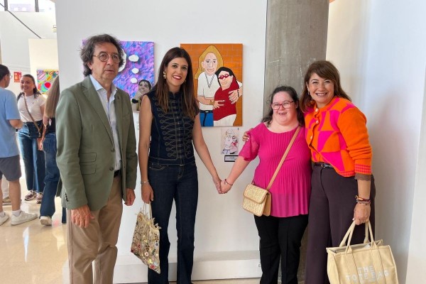 La exposición 'Sensaciones 22' de Asido Cartagena llena de arte, talento e inclusión el Luzzy