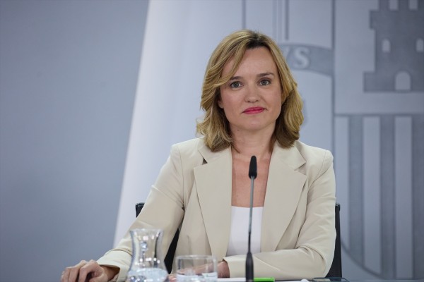 La JEC impone a Pilar Alegría 2.200 euros de multa por hacer electoralismo desde Moncloa durante la campaña del 9J
