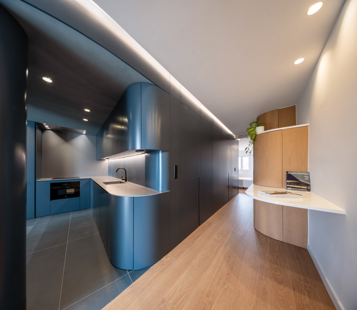 Ático Azul Egeo de Arquitectura Nítida - Foto: DAVID FRUTOS Ático Azul Egeo de Arquitectura Nítida