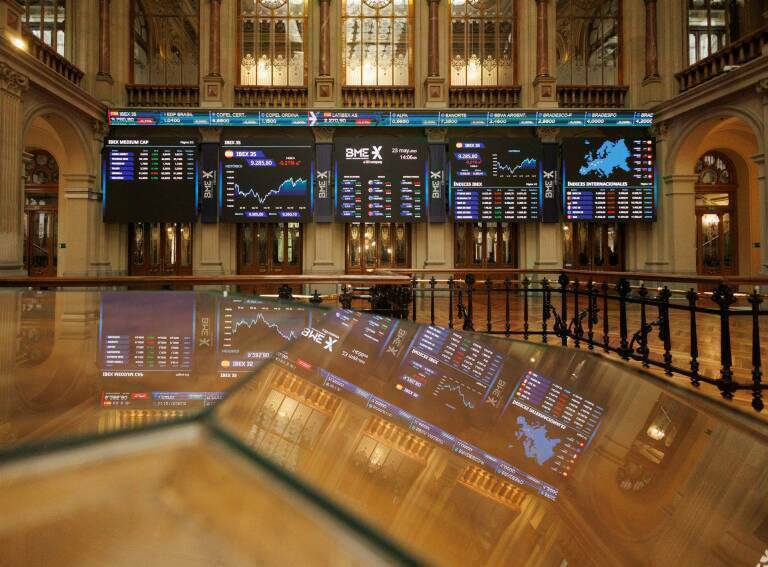 El Ibex cierra plano (-0,02%) sobre los 11.200 puntos tras la oleada de resultados
