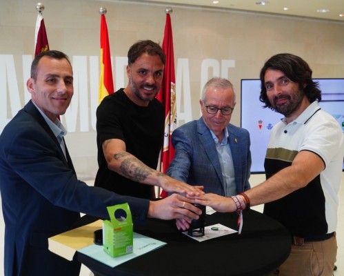 El Real Murcia aparece en un sello de correos como club centenario 