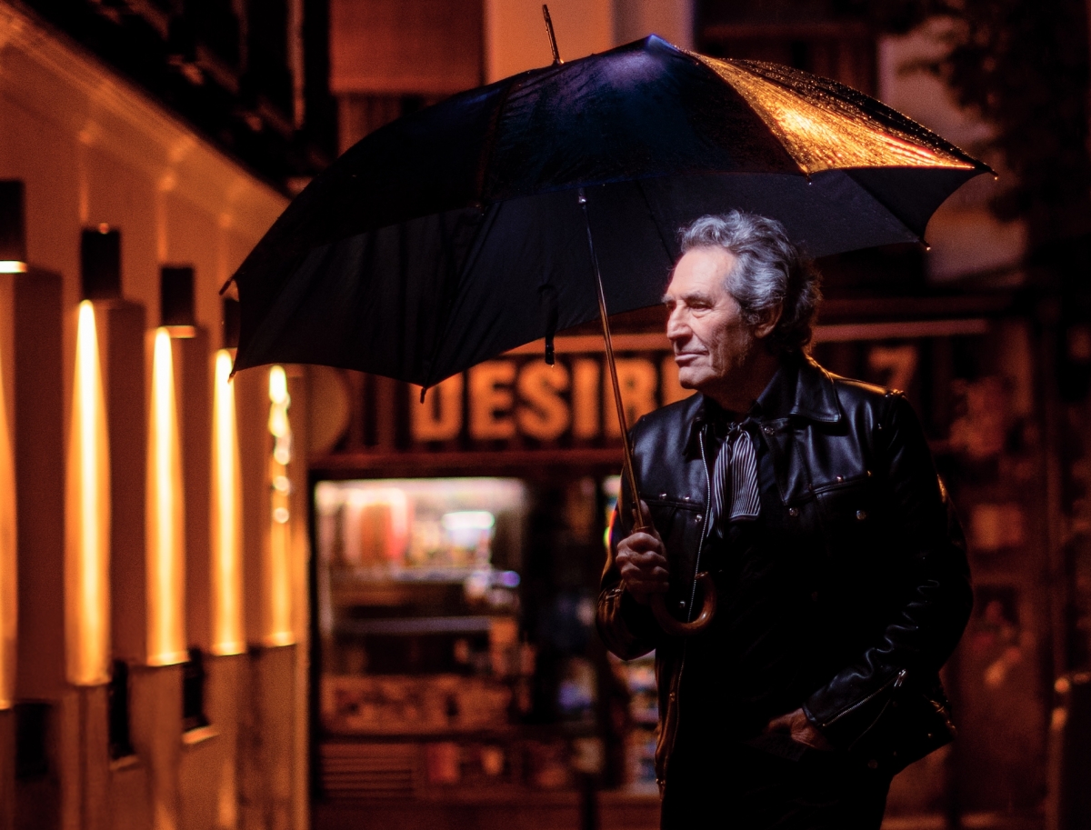 Miguel Ríos: “No quiero que la gente compre mis entradas si no comulga con mis ideas”