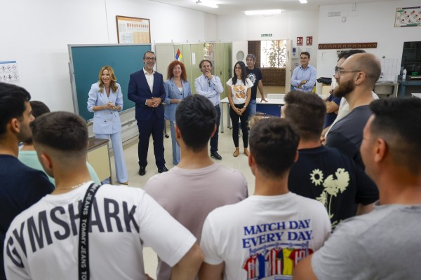 Repsol Cartagena incorpora a su bolsa de empleo a 18 alumnos formados en planta química