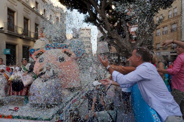 La Batalla de Flores de Burriana se traslada al 14 de septiembre y cerrará les Festes de la Misericòrdia