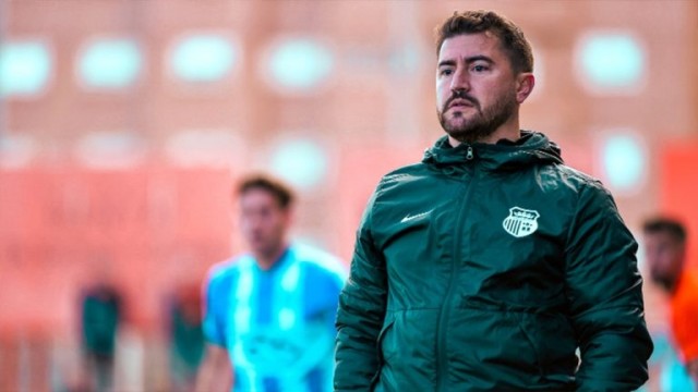 El valenciano Xavi Giménez es el nuevo entrenador del Yeclano en Segunda RFEF