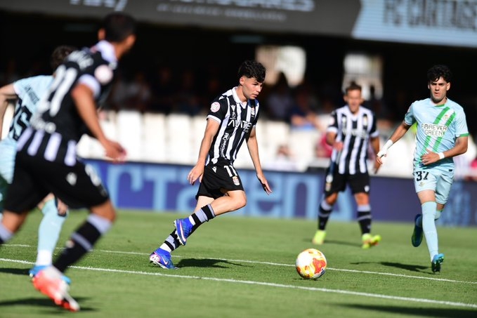 El Efesé, que no cumple con su parte jugando en casa, seguirá en Primera RFEF