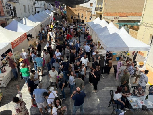 Les Useres cierra la XII Fira del Vi con gran afluencia y balance positivo para el sector vitivinícola local