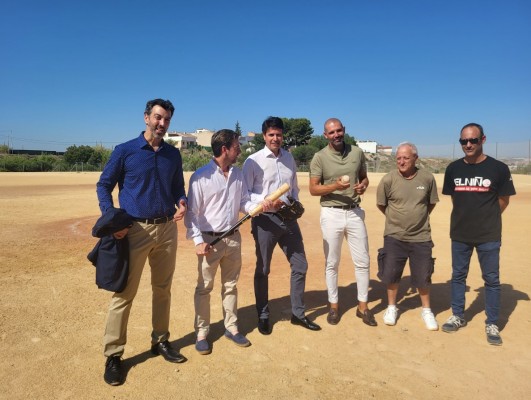 Molina de Segura estrenará en 2025 un renovado campo de béisbol con césped artificial