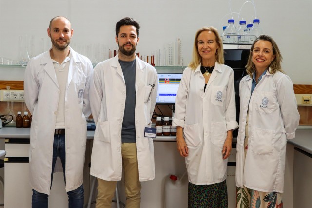 Un estudio de la UCAM sobre el potencial antiinflamatorio del jengibre, premiado por la revista 'Molecules'