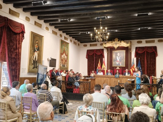 PP y Vox rechazan en Elche la moción para reprobar el insulto a la concejala de Compromís