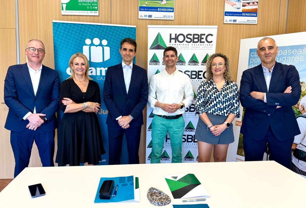 Hosbec y Grupo Cajamar colaboran para impulsar la competitividad del sector hotelero de la Comunitat Valenciana