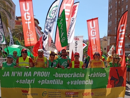 La huelga educativa en Castellón: más de 2.000 personas vuelven a salir a las calles en una nueva manifestación