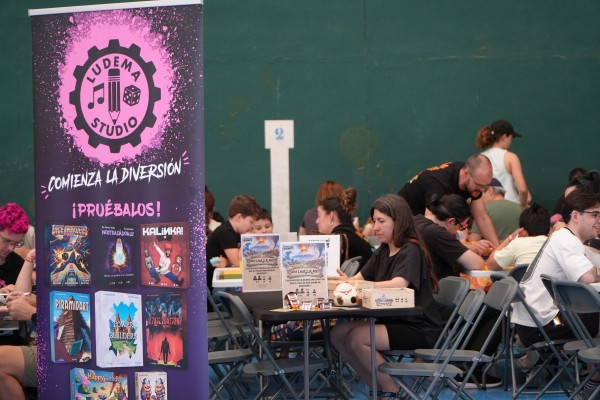 Un encuentro de juegos de mesa reúne a más de 700 personas en su XVIII edición en Quart de Poblet