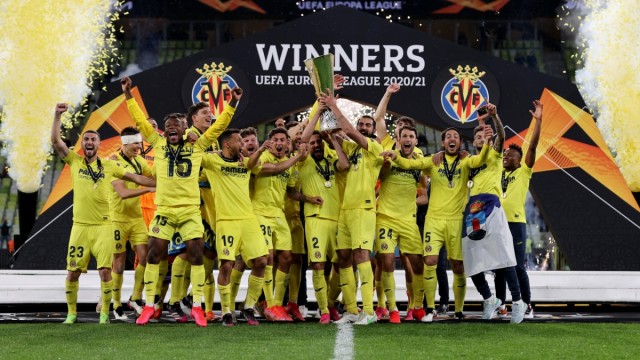El Villarreal celebra un lustro de la conquista de la Europa League en Gdanks