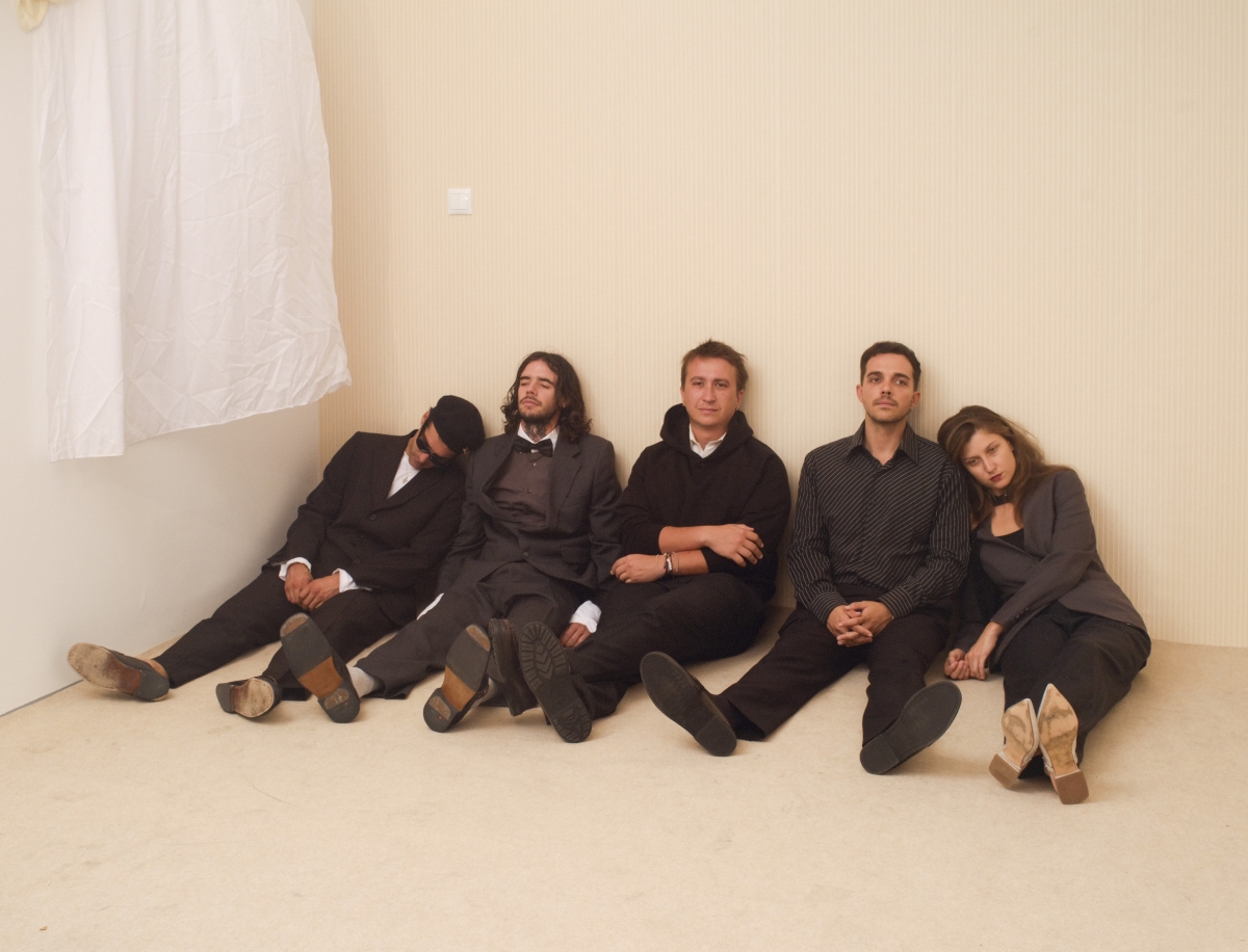 Música y ópera | Sidecars, Iván Ferreiro o Niña Polaca abren los conciertos de Nits de Vivers