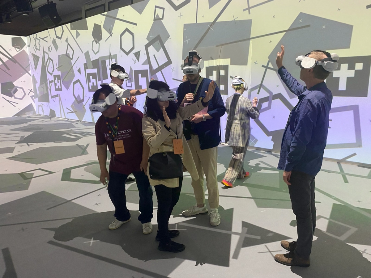Nuestros peores miedos tecnológicos se viven en persona en 'The Black Mirror Experience'