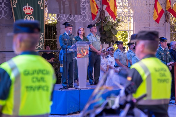La toma de posesión del coronel Poyato como jefe de la Guardia Civil de Alicante, en imágenes